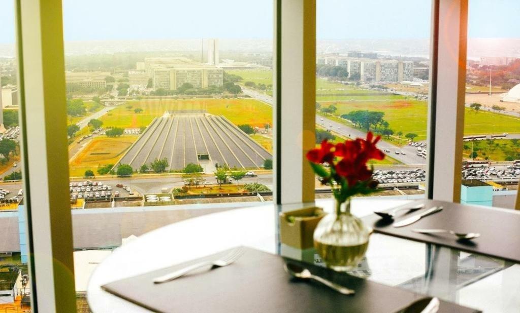 Ed Saint Moritz, Flat Com Garagem 02, Shn No Coracao De Brasilia Daire Dış mekan fotoğraf